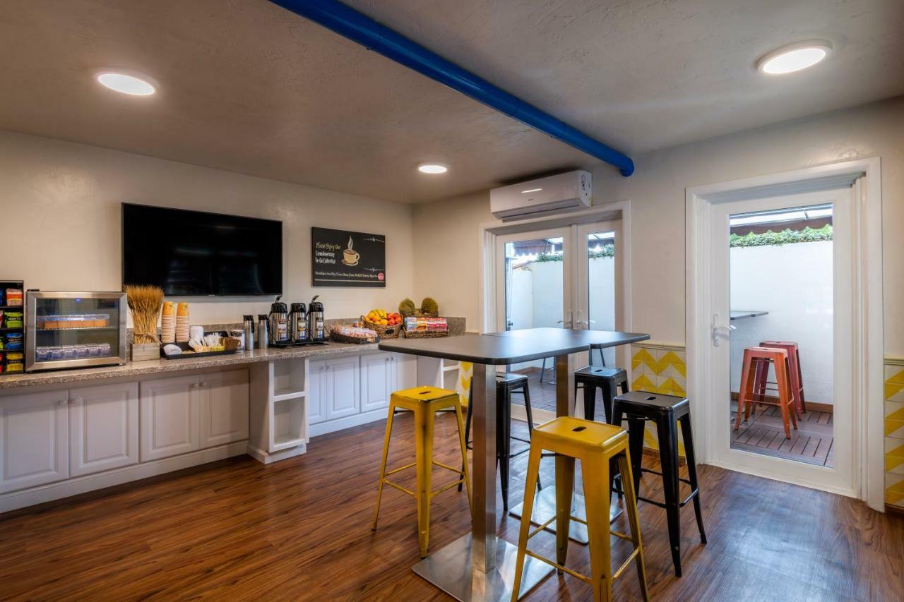 Hotel Pepper Tree Boutique Kitchen Studios - Άναχαϊμ Εξωτερικό φωτογραφία